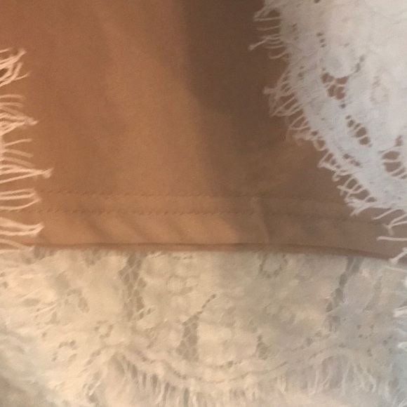 Rose & Olive lace top - Picture 2 of 7